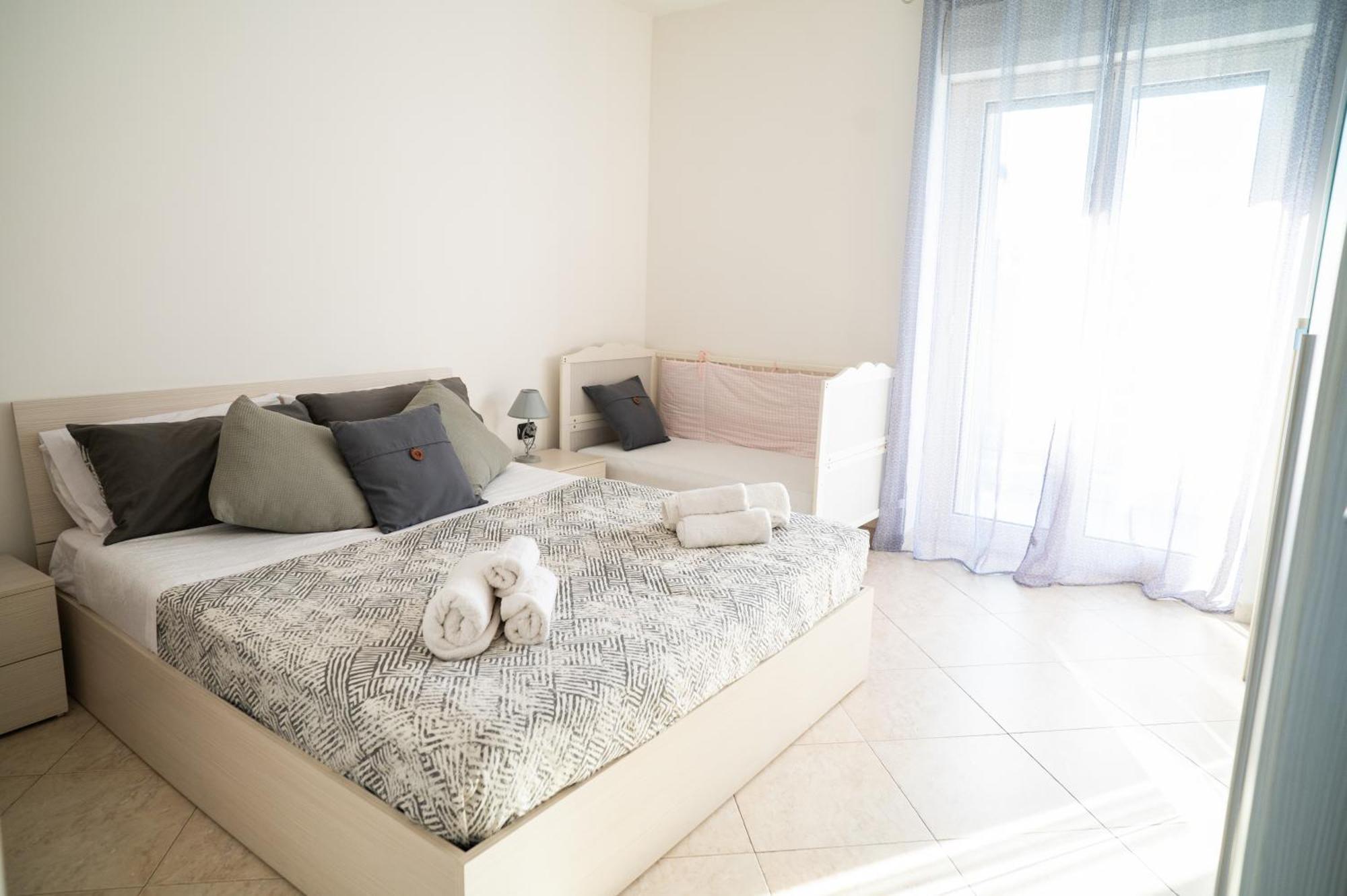 Milu'Seaview Ampia Casa Vista Mare Leilighet Giovinazzo Eksteriør bilde